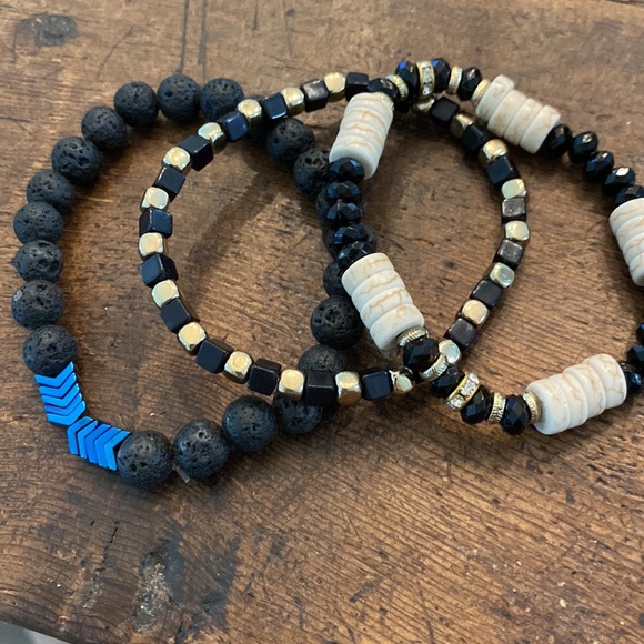 Set of three stack bracelets - Picture 2 of 4